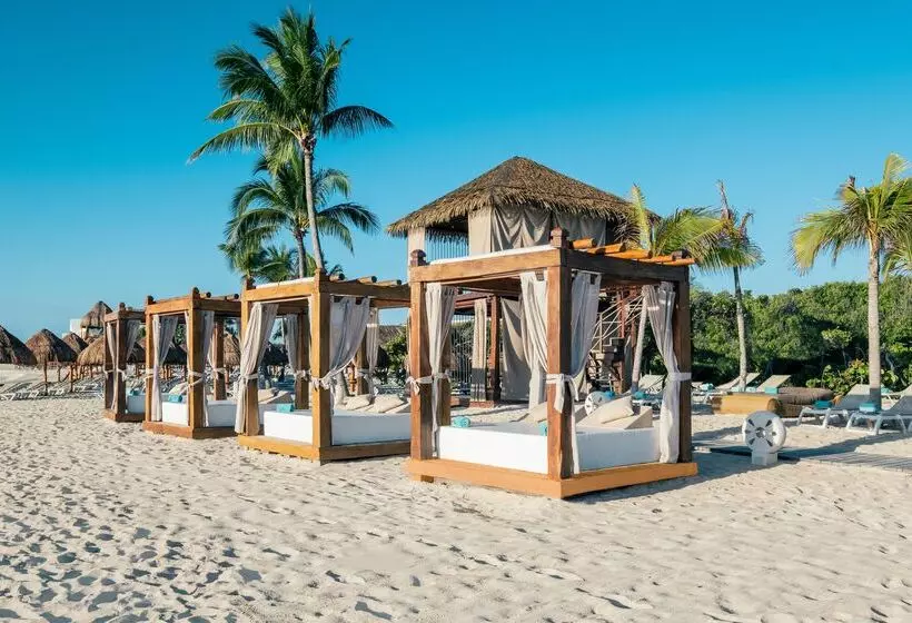 ホテル Iberostar Waves Paraíso del Mar