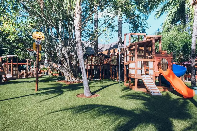 ホテル Iberostar Waves Paraíso del Mar