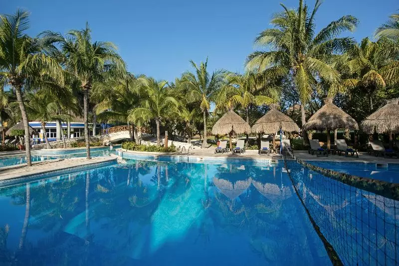 ホテル Iberostar Waves Paraíso del Mar