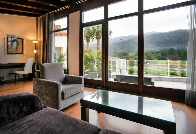 فندق Indiana Llanes