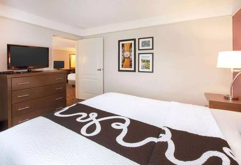 Hotelli La Quinta By Wyndham Cincinnati Airport Florence