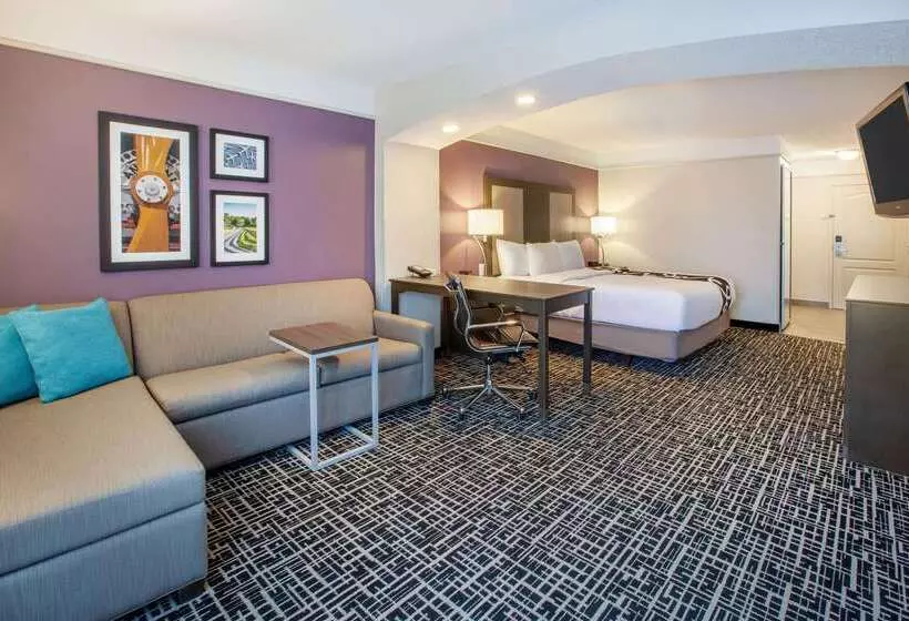 Hotelli La Quinta By Wyndham Cincinnati Airport Florence