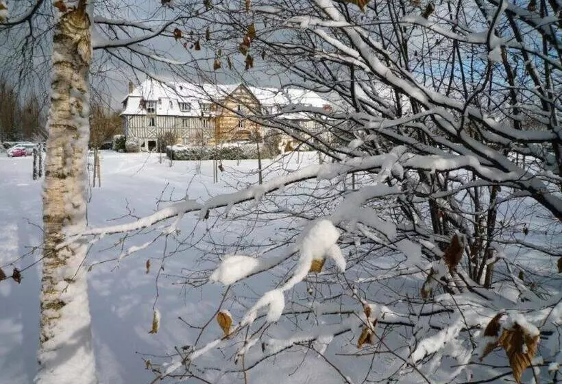 호텔 Le Manoir De La Poterie & Spa