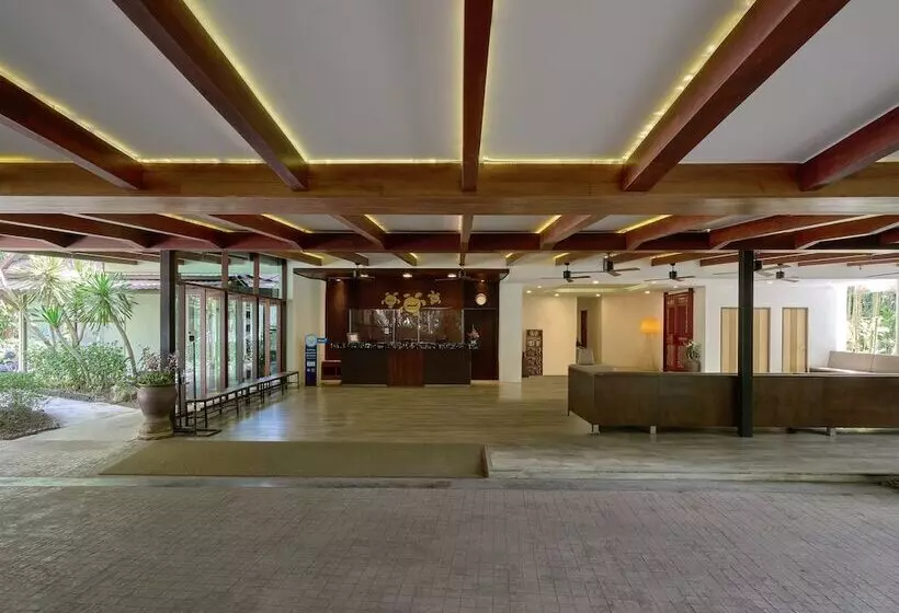 Отель Nai Yang Beach Resort & Spa