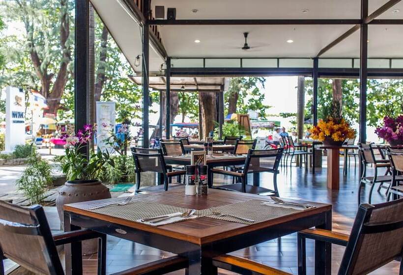 בית מלון כפרי Nai Yang Beach Resort & Spa