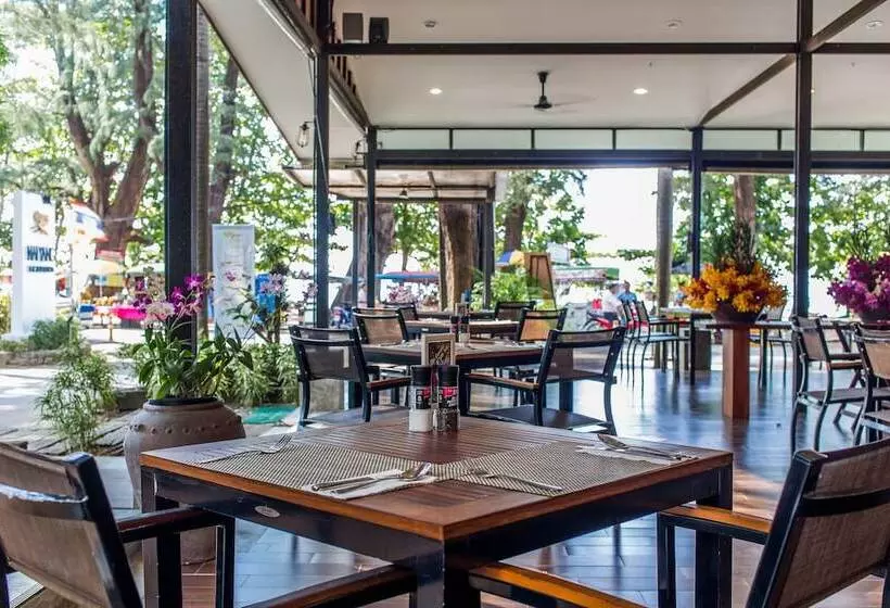 Отель Nai Yang Beach Resort & Spa