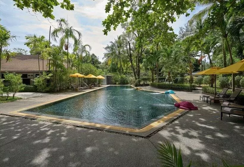 Отель Nai Yang Beach Resort & Spa