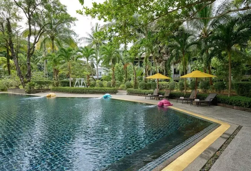 Отель Nai Yang Beach Resort & Spa