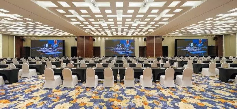 هتل Renaissance Shanghai Zhongshan Park