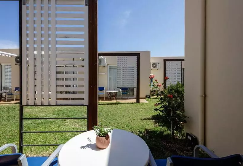 בית מלון כפרי Rethymno Village