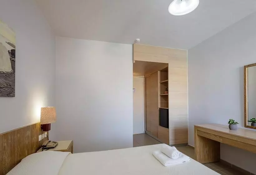 בית מלון כפרי Rethymno Village