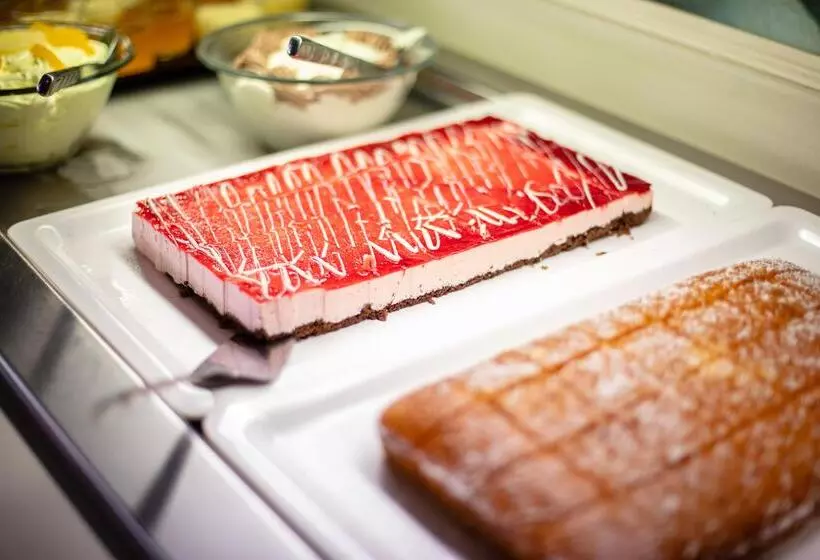 בית מלון כפרי Rethymno Village