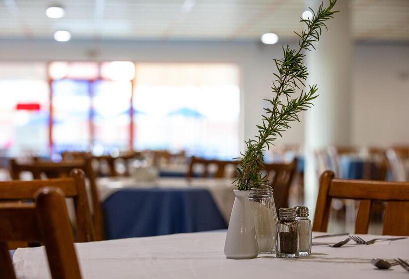 فندق Rethymno Village