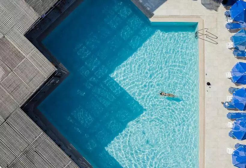 בית מלון כפרי Rethymno Village