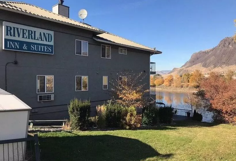 فندق Riverland Inn & Suites