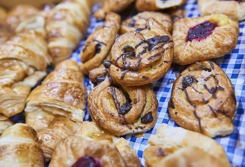 هتل Staybridge Suites Liverpool, An Ihg