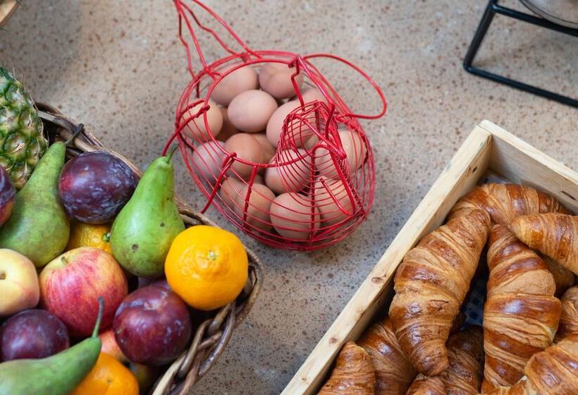 Отель Staybridge Suites Liverpool, An Ihg