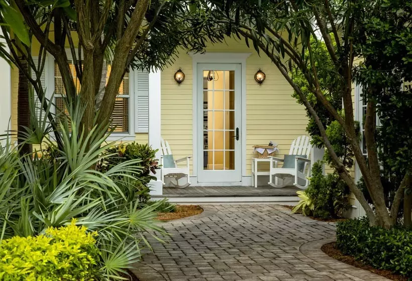 هتل Sunset Key Cottages