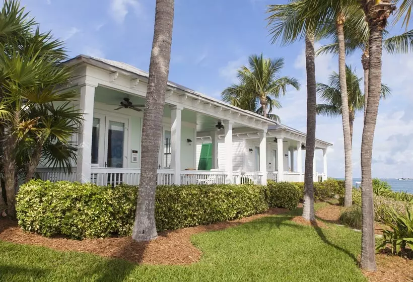 هتل Sunset Key Cottages