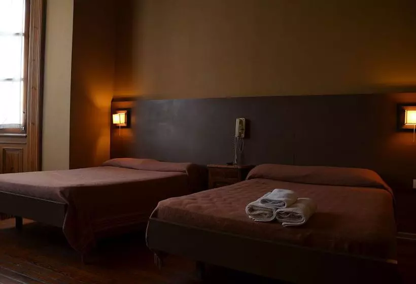 هتل The Ritz By Hostel Inn