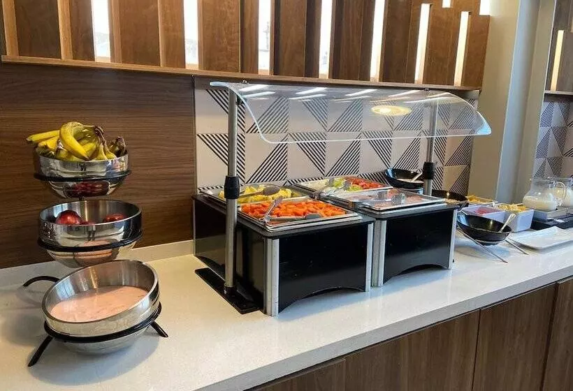 בית מלון כפרי Holiday Inn Express Morelia Centro Historico