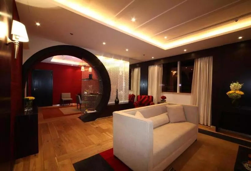 Novotel Riyadh Al Anoud