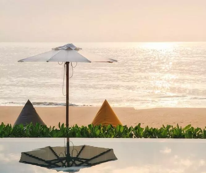 Курорт Relo  The Urban Escape   Huahin