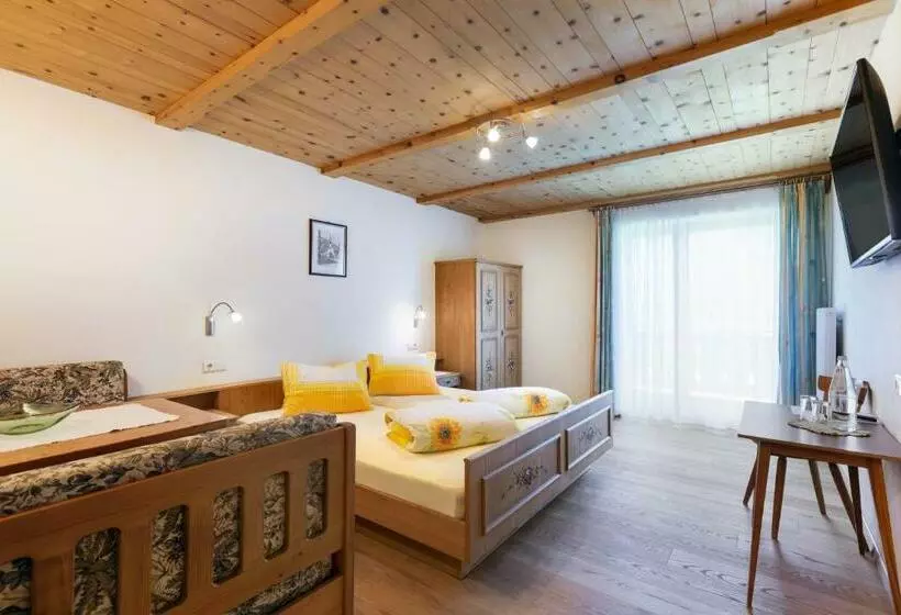 ホテル Chavalatsch