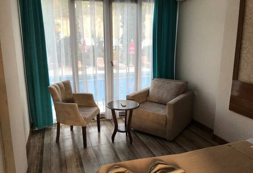 בית מלון כפרי Oskar Thermal