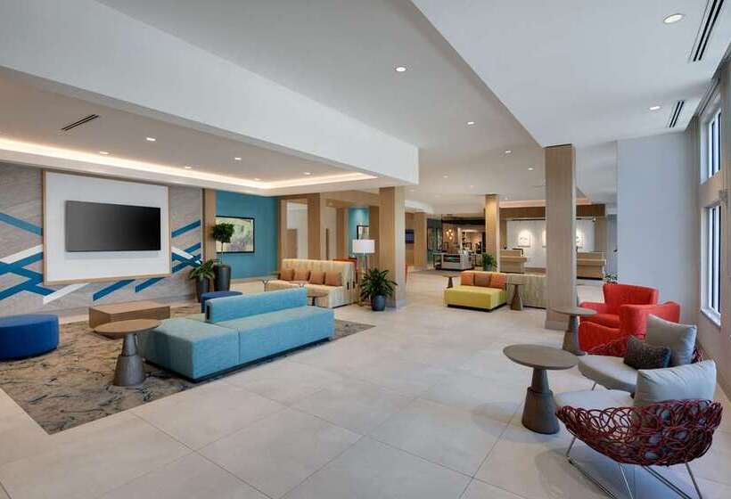 فندق Hilton Garden Inn Panama City Airport