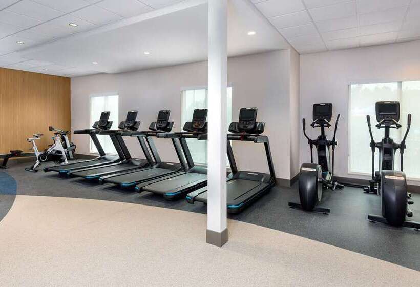 فندق Hilton Garden Inn Panama City Airport