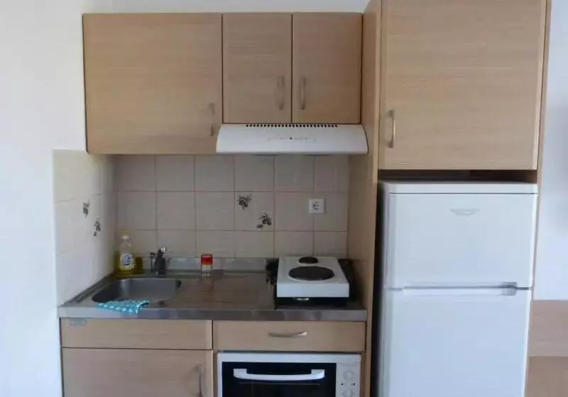 Kalloudis Hotel Apartments