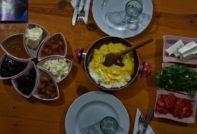 Majatalo Taurus Guest House