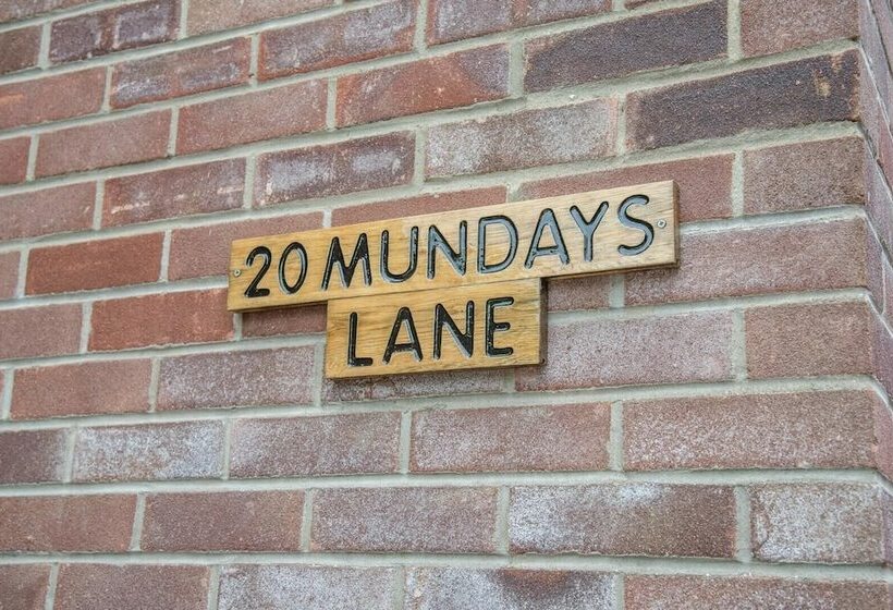 20 Mundays Lane, Orford