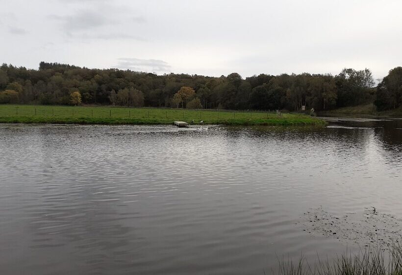 Cosy 2 Bed Cottage With Garden Near Carlisle