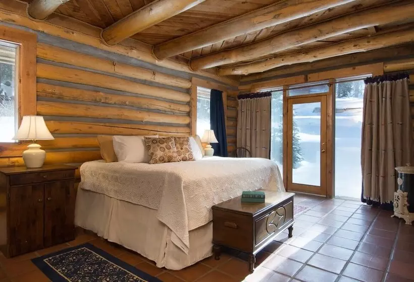 Denton Cabin
