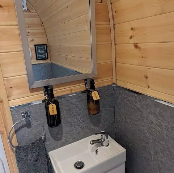 Emlyn S Coppice   Luxury Woodland Glamping