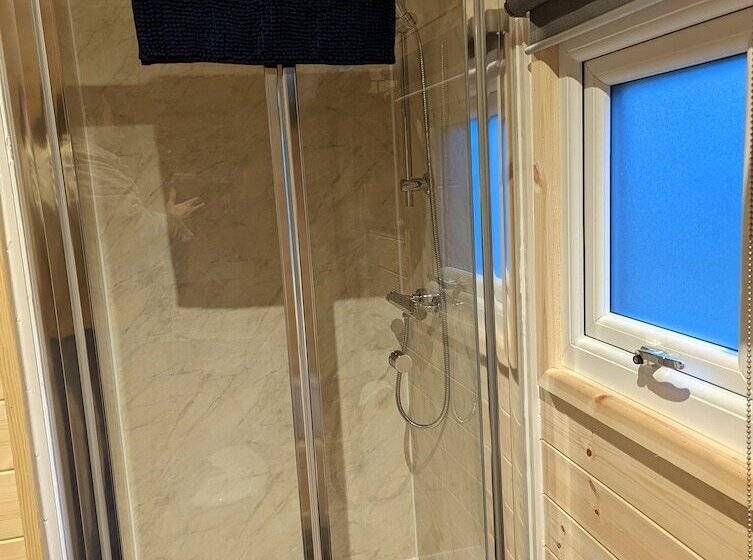 Emlyn S Coppice Luxury Woodland Glamping