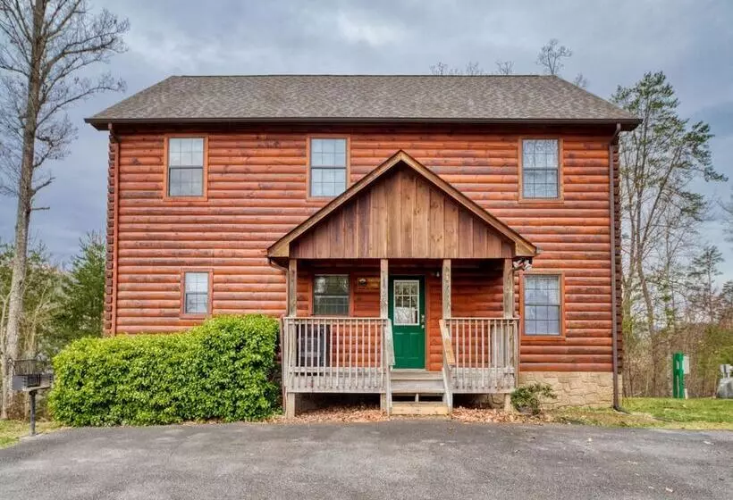 Hawks Point Lodge