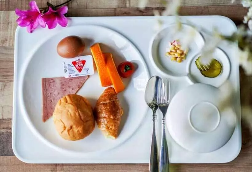 ホテル Donghae Picaso