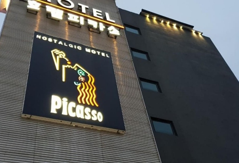 Hotel Donghae Picaso