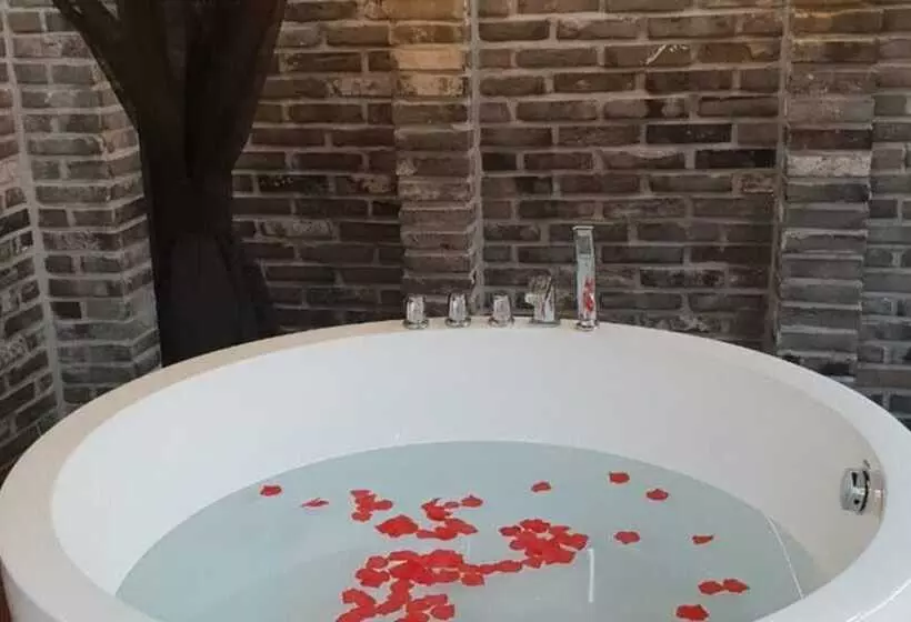 ホテル Donghae Picaso