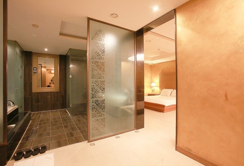 Отель Nowon Luxe