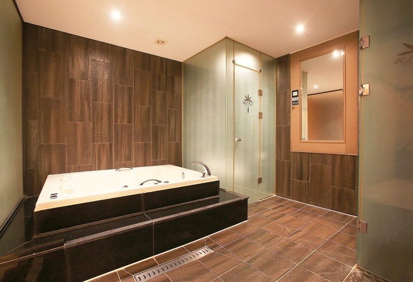 Отель Nowon Luxe