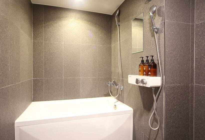 Motel Busan Yeonsandong 17th