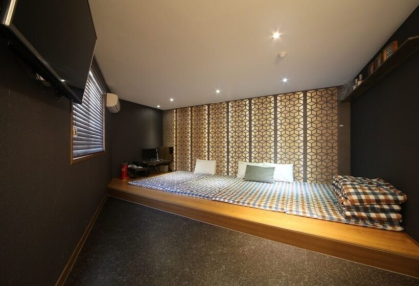 Motel Busan Yeonsandong 17th