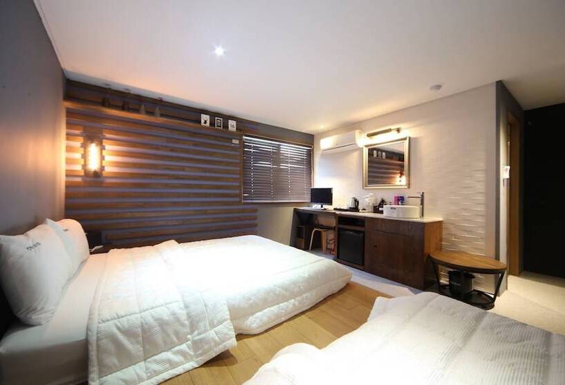 Motel Busan Yeonsandong 17th