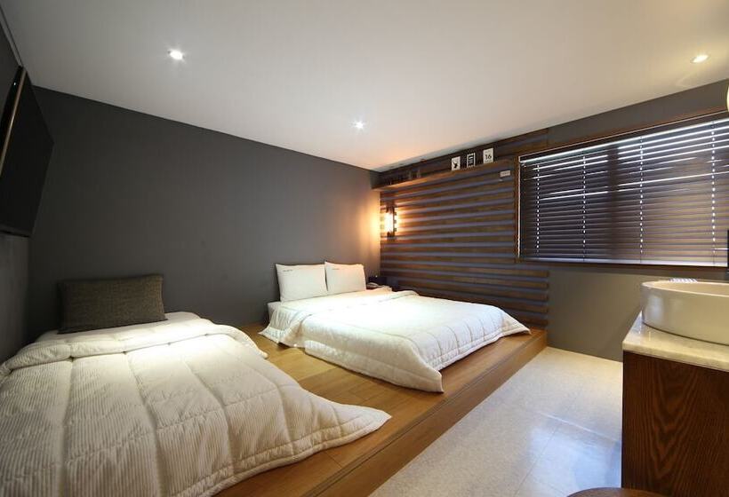Motel Busan Yeonsandong 17th