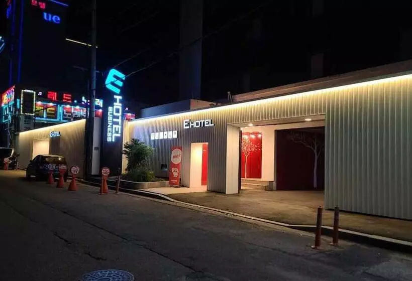 مُتل Gwangju Hanam Hotel E