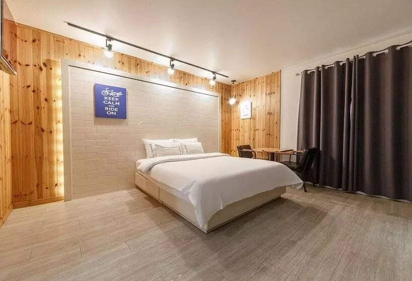 مُتل Gwangju Hanam Hotel E